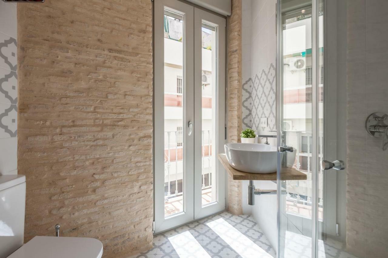 Apartamentos Rg Suites Jardines De Murillo Seville Exterior photo
