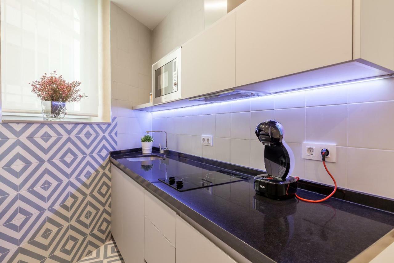 Apartamentos Rg Suites Jardines De Murillo Seville Exterior photo