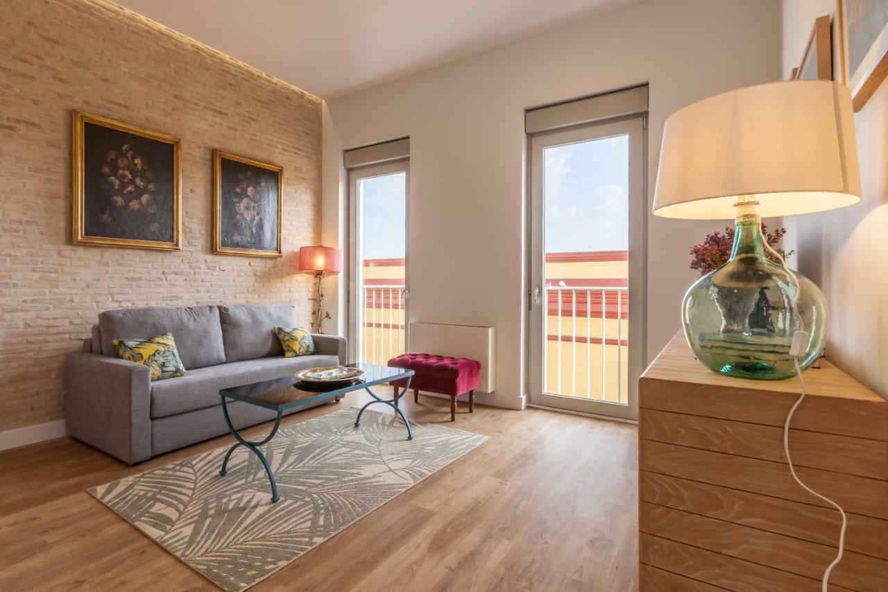 Apartamentos Rg Suites Jardines De Murillo Seville Exterior photo