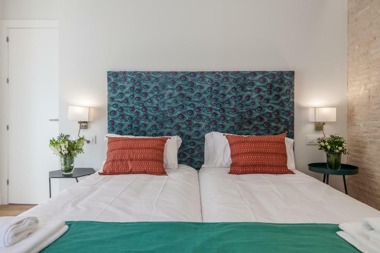 Apartamentos Rg Suites Jardines De Murillo Seville Exterior photo