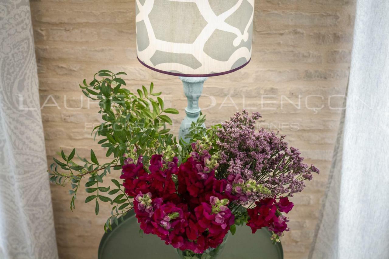 Apartamentos Rg Suites Jardines De Murillo Seville Exterior photo