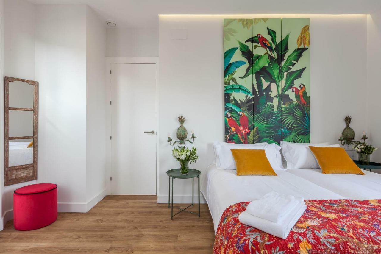Apartamentos Rg Suites Jardines De Murillo Seville Exterior photo